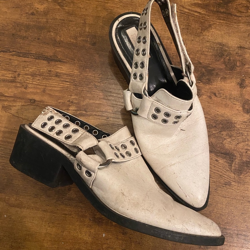 Forever 21 sling back pointy loafer